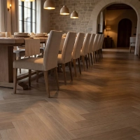 MSPC Ламинат 8 мм Английская ёлка Stone Floor Дуб Растлфилд 2529-14 MР 564х141 мм