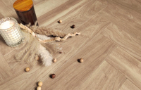 HDF Ламинат 10 мм Английская ёлка Floor Fort Walnut Tree Елочка 10/33 4V Орех Питсбург HC 606х101 мм